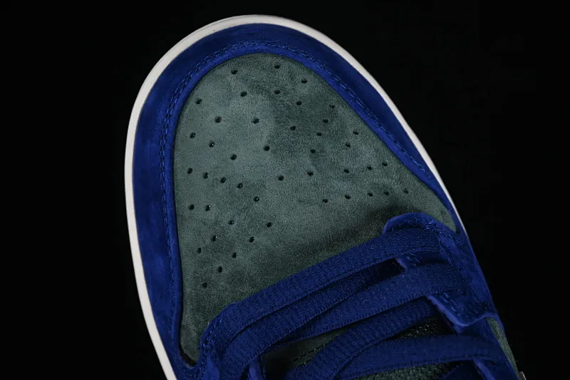 All categories Nk SB Dunk Series Nk SB Dunk Low Low-top sneakers K version Nk SB Dunk Low SB dunk series low-top casual sports skateboard shoes HF3704-400